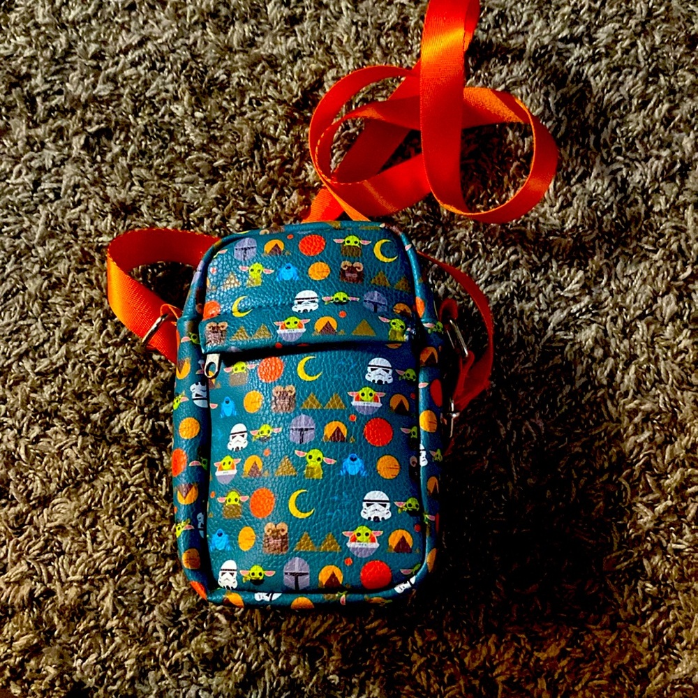Baby yoda crossbody